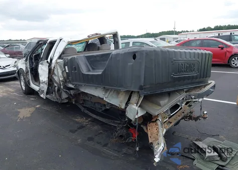 2000 GMC Sierra 1500 Sle из США, поврежденный, VIN 2GTEC19T4Y1377107